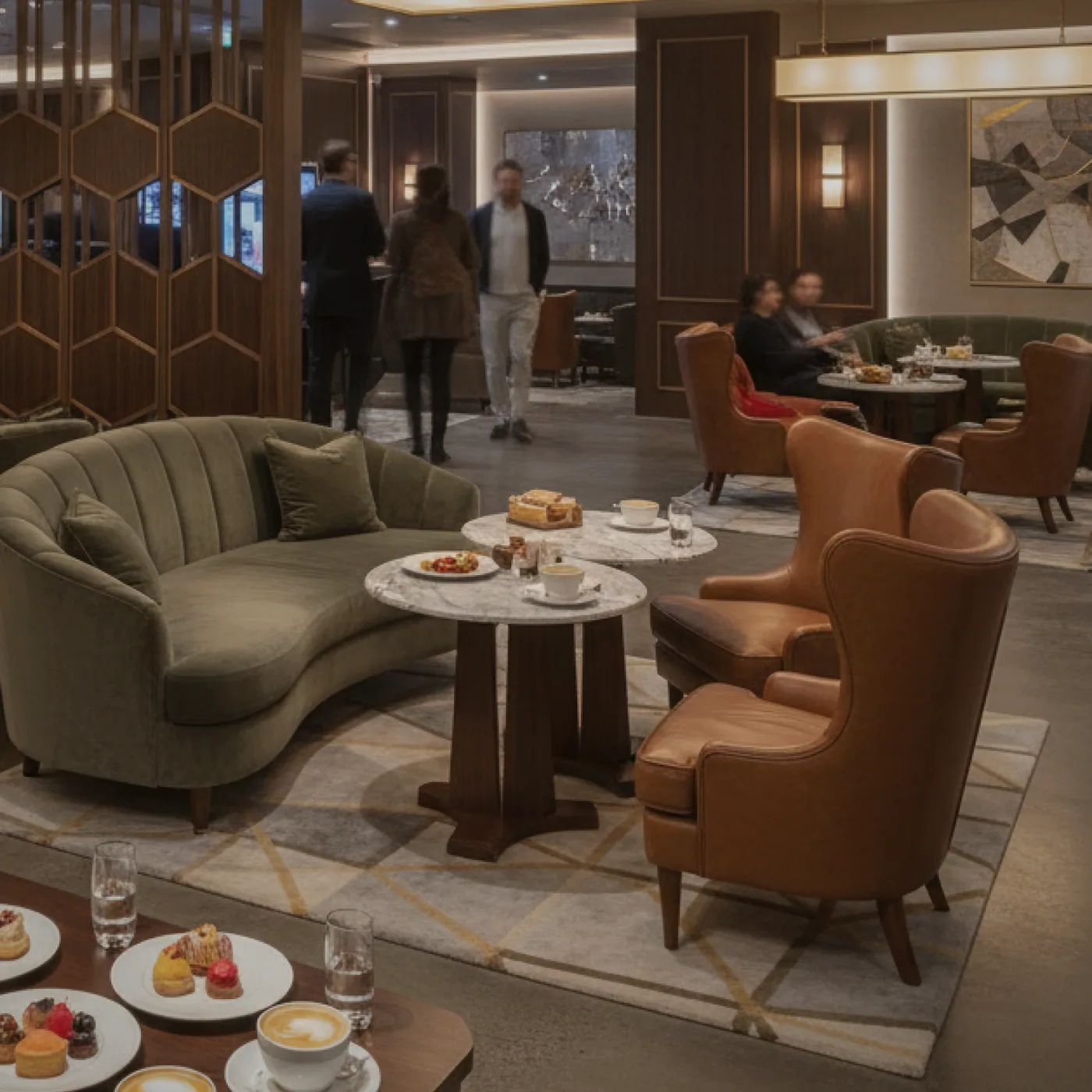Sala Maison Lavandel gotowa na wieczorną kolację